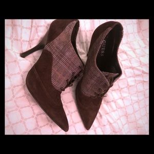 Guess WGBRICLYN Suede Bootie